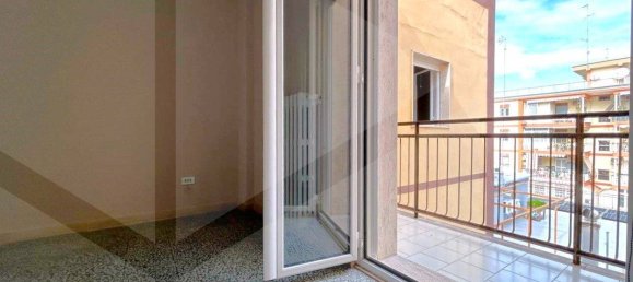 Apartamento de 3 divisões em Triggiano, Italy N.º 21273 25