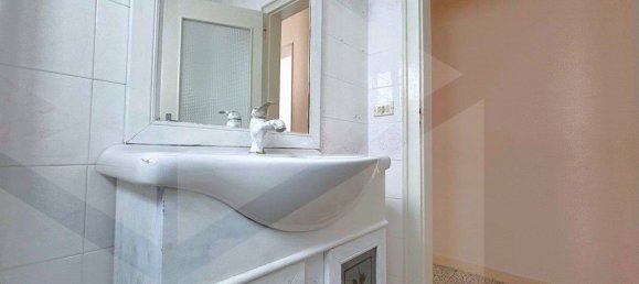 Apartamento de 3 divisões em Triggiano, Italy N.º 21273 24