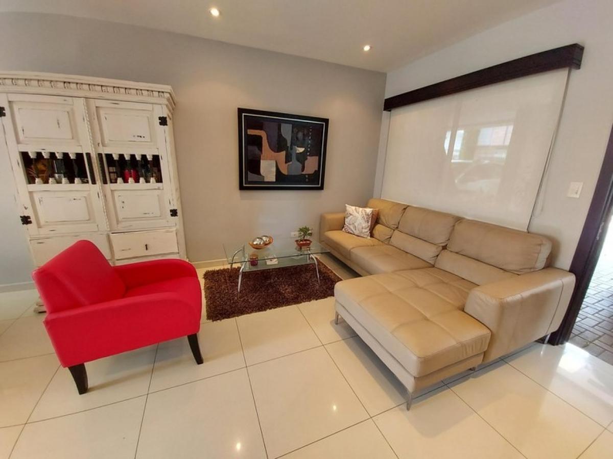 شقة 3 غرف نوم  في Santa Ana, Costa Rica رقم 683