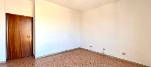 4 rooms Apartment in Ponsacco, Italy No. 23079 12