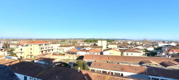 4 rooms Apartment in Ponsacco, Italy No. 23079 7