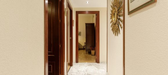 5 غرف نوم شقة في Granada, Spain رقم 148986 9