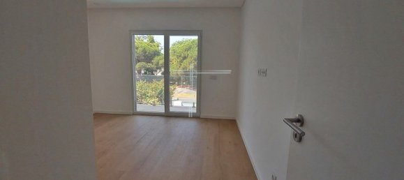 5 غرف نوم منزل في Costa da Caparica, Portugal رقم 99934 19