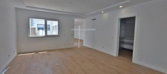 5 غرف نوم منزل في Costa da Caparica, Portugal رقم 99934 6