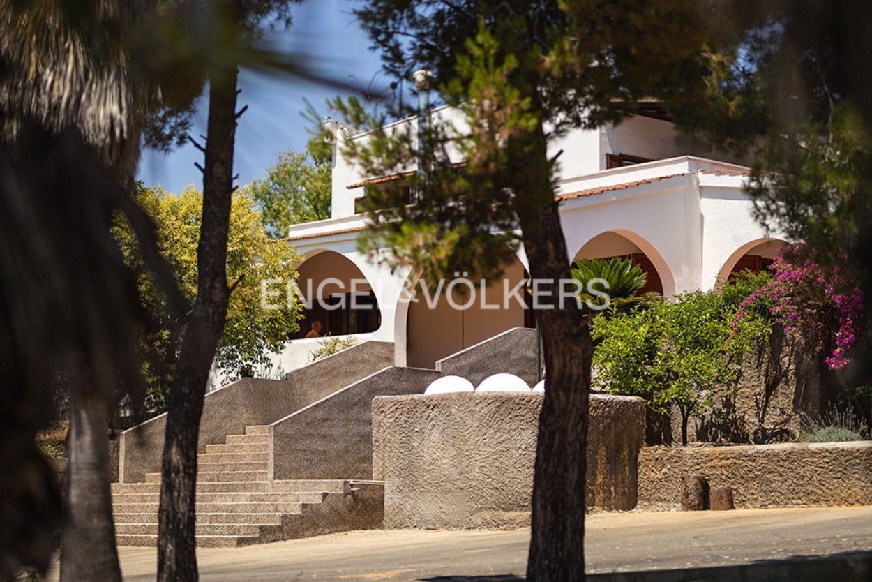 Villa de 6 dormitorios en Gallipoli, Italy No. 283295