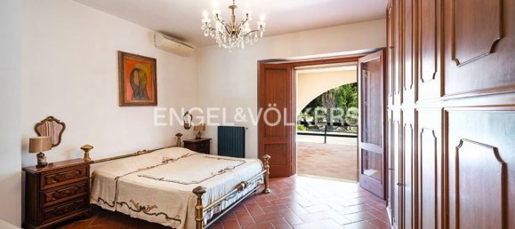 Villa de 6 dormitorios en Gallipoli, Italy No. 283295 11