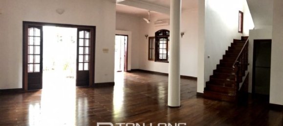 4 bedrooms House in Tay Ho, Vietnam No. 1408 3