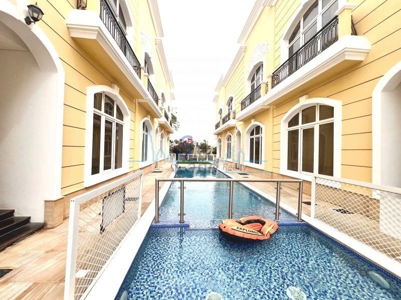 5 غرف نوم فيلا في جميرا, UAE رقم 56845