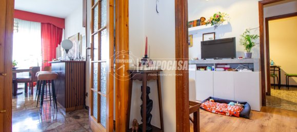 Apartamento de 3 dormitorios en Sassari, Italy No. 144018 4