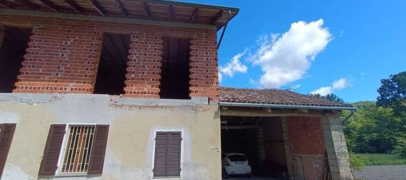 5 rooms House in Villamiroglio, Italy No. 158100 4