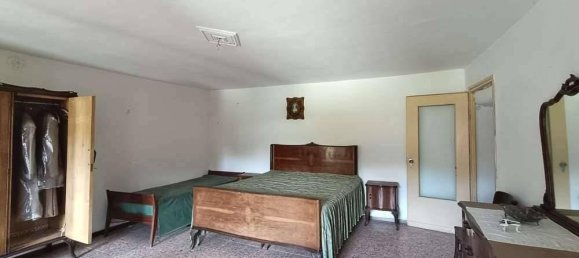 5 rooms House in Villamiroglio, Italy No. 158100 18