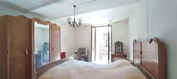 5 rooms House in Villamiroglio, Italy No. 158100 15