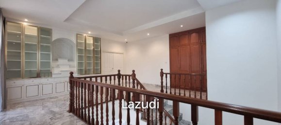 4 bedrooms Villa in Pattaya, Thailand No. 14205 8