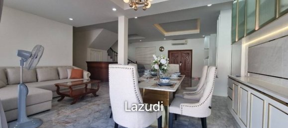 4 bedrooms Villa in Pattaya, Thailand No. 14205 4