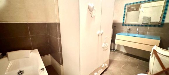 5 rooms House in Massa, Italy No. 81875 17