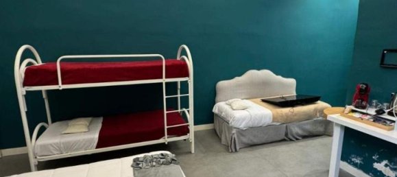 6 rooms Apartment in Naples, Italy No. 137254 11