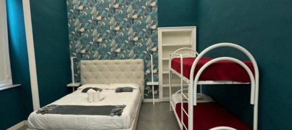 6 rooms Apartment in Naples, Italy No. 137254 8