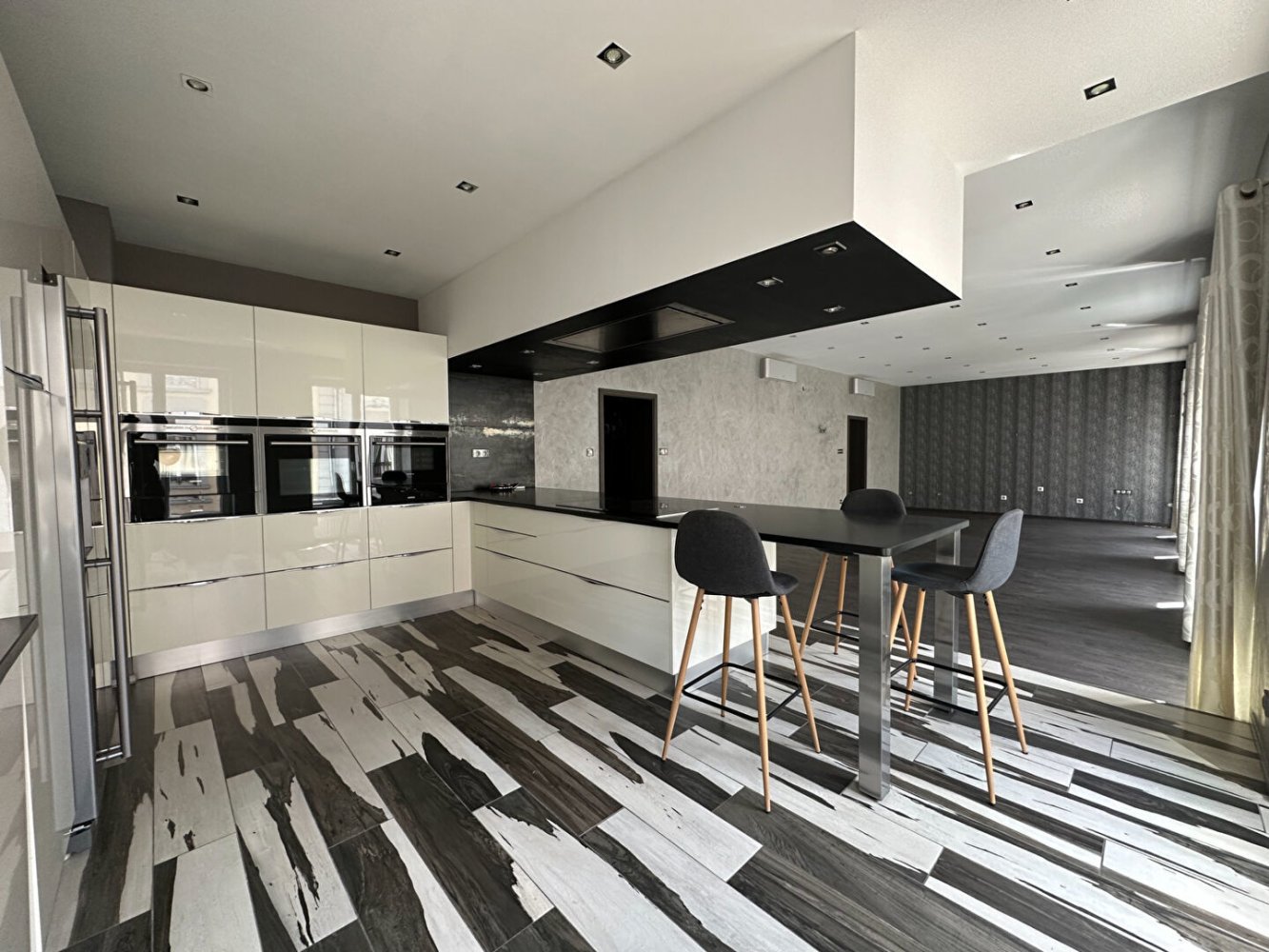 3 bedrooms Apartment in Cernay, France No. 69710