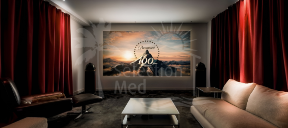 4 bedrooms Villa in Marbella, Spain No. 19007 8