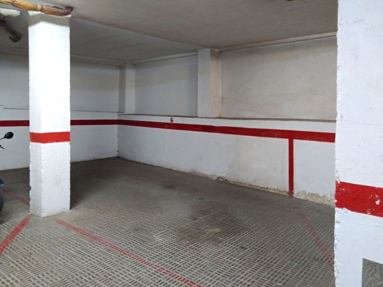 Garage in Salamanca, Spain, Nr. 68882