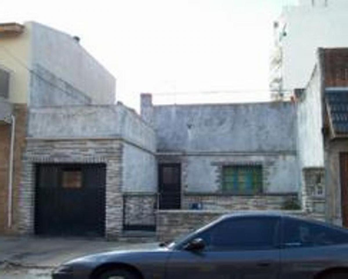  Land in Buenos Aires, Argentina No. 121598
