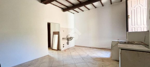 3 bedrooms Apartment in Vetralla, Italy No. 379675 5