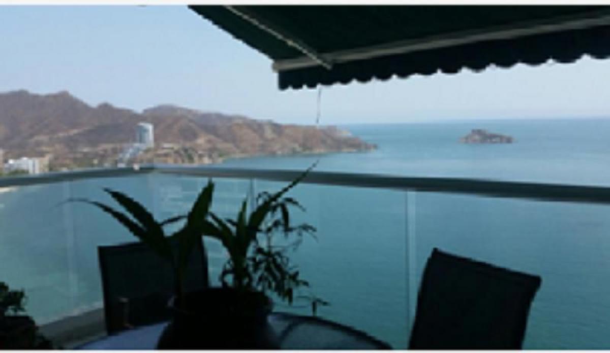 4 bedrooms Apartment in Guadalajara de Buga, Colombia No. 1713