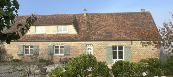 4 bedrooms House in Le Mont-Saint-Adrien, France No. 211418 2