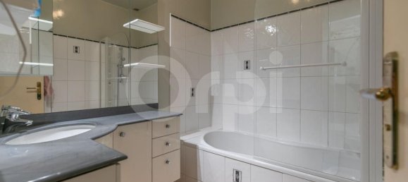 Casa de 5 dormitorios en Ormesson-sur-Marne, France No. 138555 12