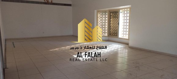 5 bedrooms Villa in Mughaidir, UAE No. 31481 5