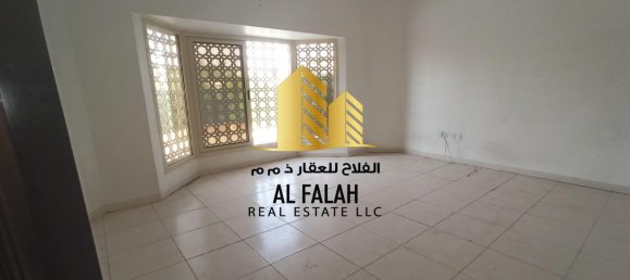 5 bedrooms Villa in Mughaidir, UAE No. 31481 3