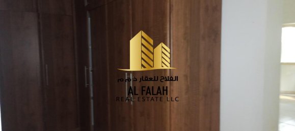 5 bedrooms Villa in Mughaidir, UAE No. 31481 23