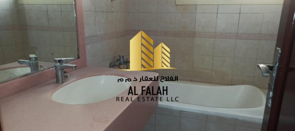 5 bedrooms Villa in Mughaidir, UAE No. 31481 16