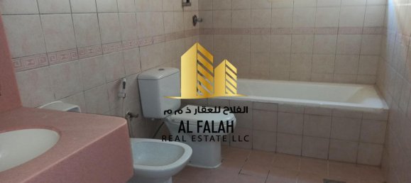 5 bedrooms Villa in Mughaidir, UAE No. 31481 22