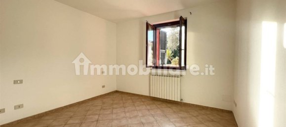 4 bedrooms Villa in Sarzana, Italy No. 305795 9