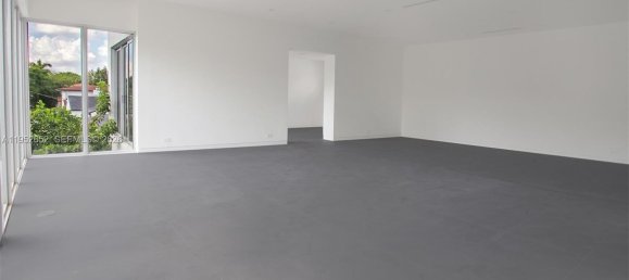 3 Schlafzimmer Villa in Miami, USA, Nr. 615410 27