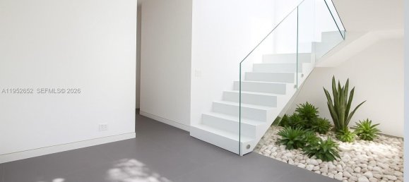 3 Schlafzimmer Villa in Miami, USA, Nr. 615410 6