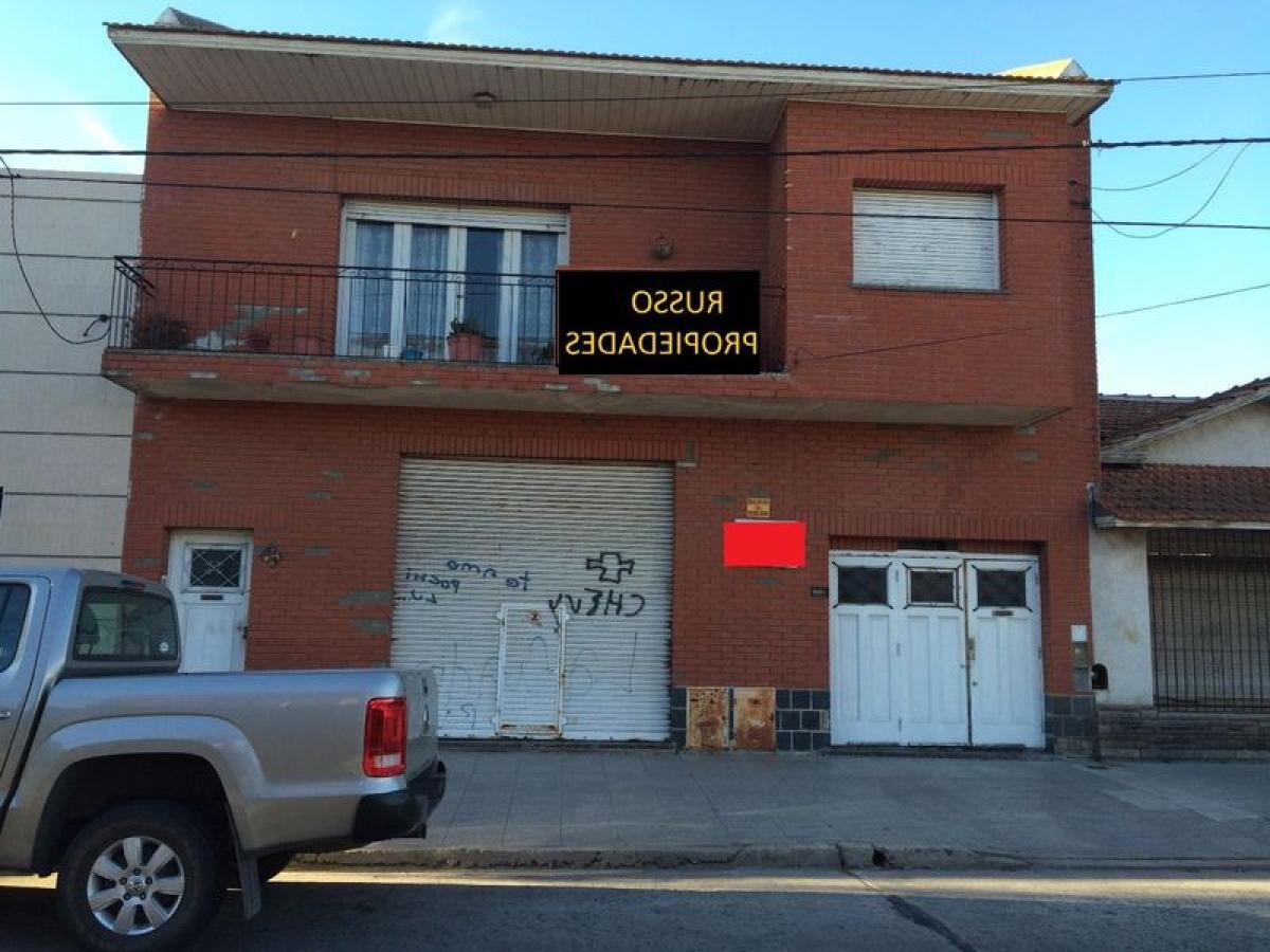 2 bedrooms House in Mar del Plata, Argentina No. 81355