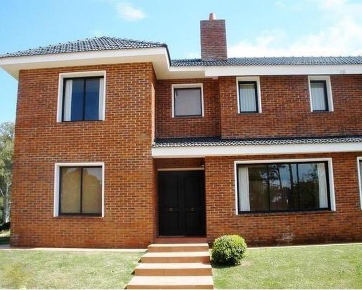 Дом с 3 спальнями в Мальдонадо, Уругвай № 6683