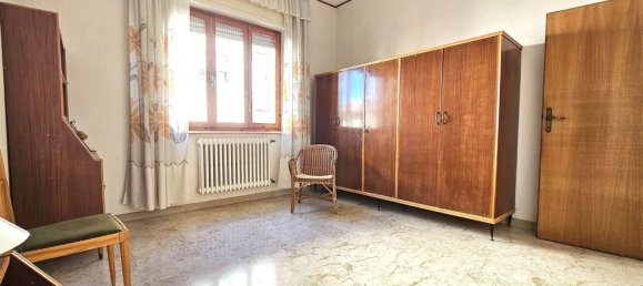 9 rooms Apartment in Cecina, Italy No. 46583 28