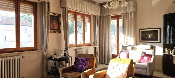 9 rooms Apartment in Cecina, Italy No. 46583 12