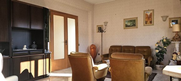 9 rooms Apartment in Cecina, Italy No. 46583 15