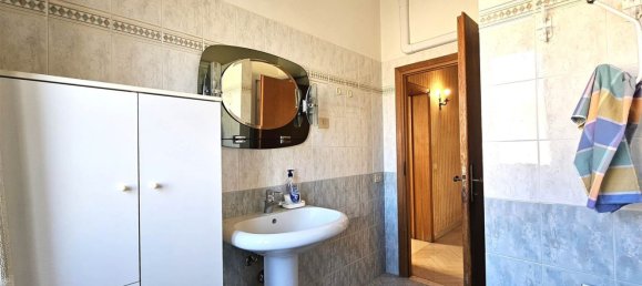 9 rooms Apartment in Cecina, Italy No. 46583 33