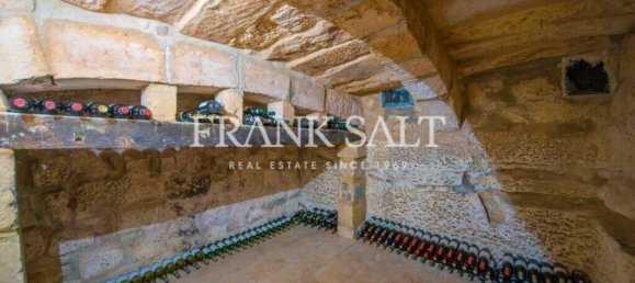 3 bedrooms House in Gharghur, Malta No. 9363 9