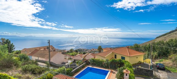 3 Schlafzimmer Haus in Canico, Portugal, Nr. 122002 36