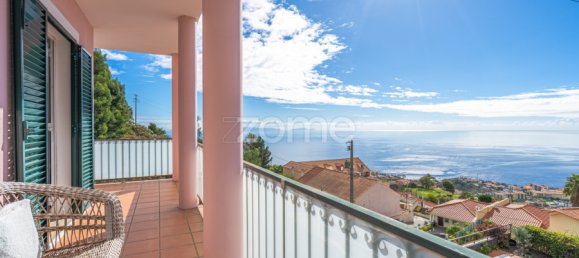 3 Schlafzimmer Haus in Canico, Portugal, Nr. 122002 35