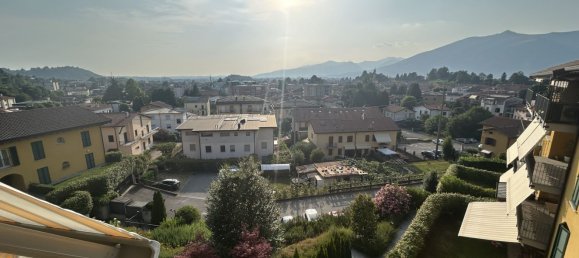 3 Schlafzimmer Penthouse in Oggiono, Italy, Nr. 365523 4