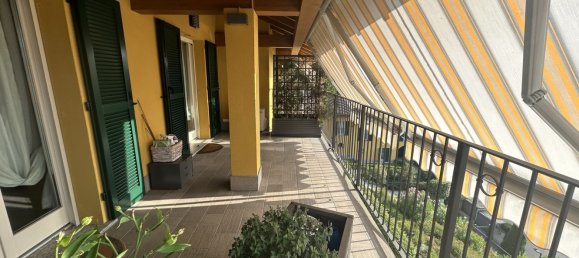 3 Schlafzimmer Penthouse in Oggiono, Italy, Nr. 365523 3
