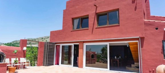 Casa de 4 dormitorios en Alicante, Spain No. 134580 9