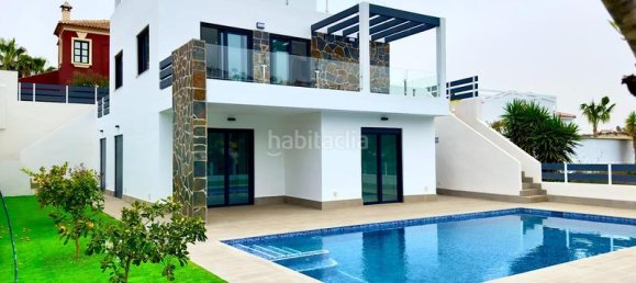 4 bedrooms Villa in Ciudad Quesada, Spain No. 32502 2